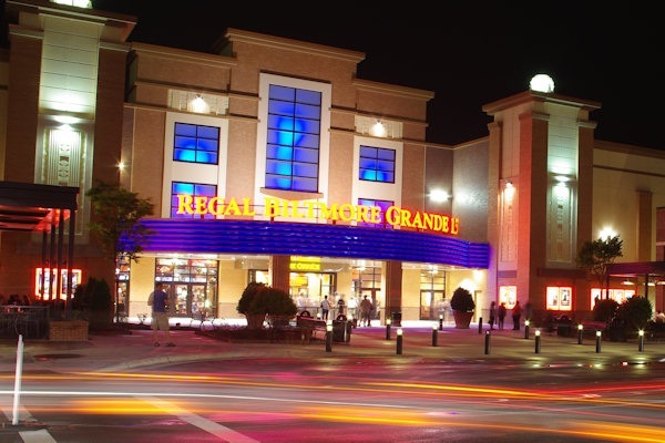 Regal Biltmore Grande Stadium 15 & RPX