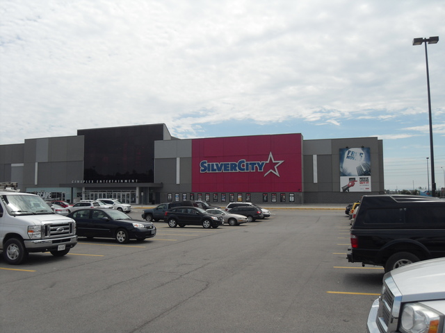 Cineplex Cinemas Oakville & VIP