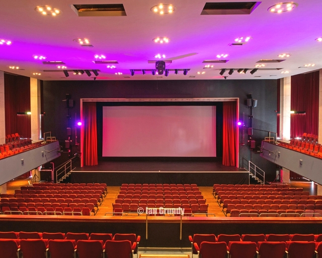 Alban Arena