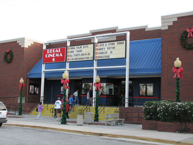 Largo Mall 8