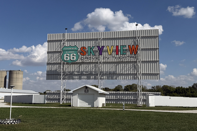 Sky View Drive-In, Litchfield, IL