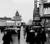 ["Warren Theatre"]