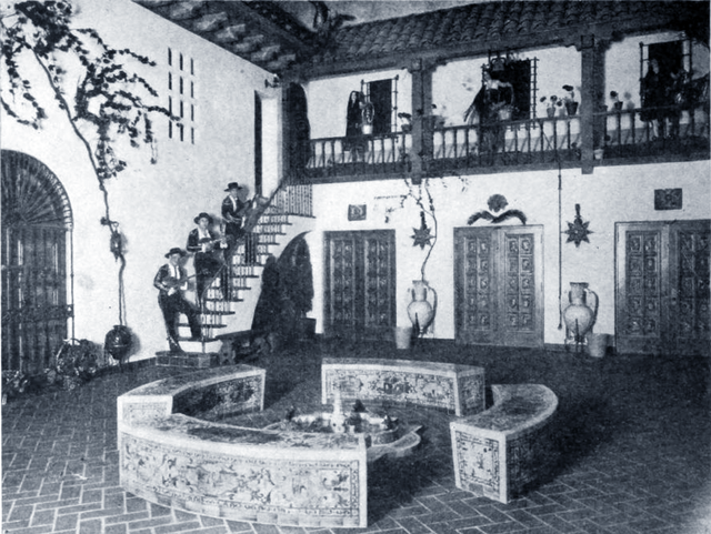 Plaza Theater
